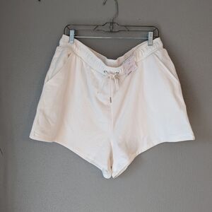 Auden  Off White Fleece Night Shorts